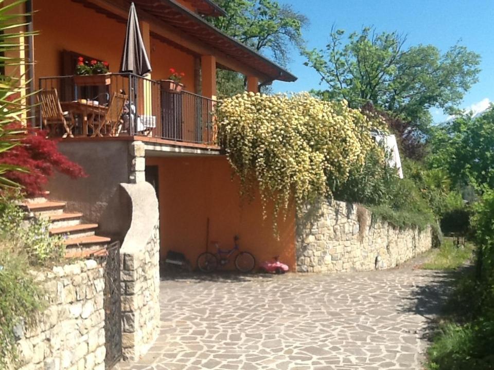 Villa Susina Casa Vacanze Тосколано-Мадерно Екстер'єр фото